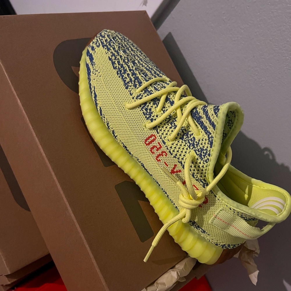 Yeezy Boost 350 V2
